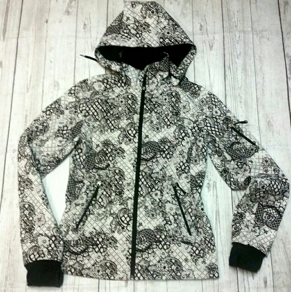 lululemon athletica Jackets & Blazers - 💕Lululemon jacket